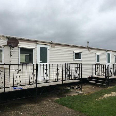 4 Bedroom Caravan Ingoldmells Skegness Экстерьер фото