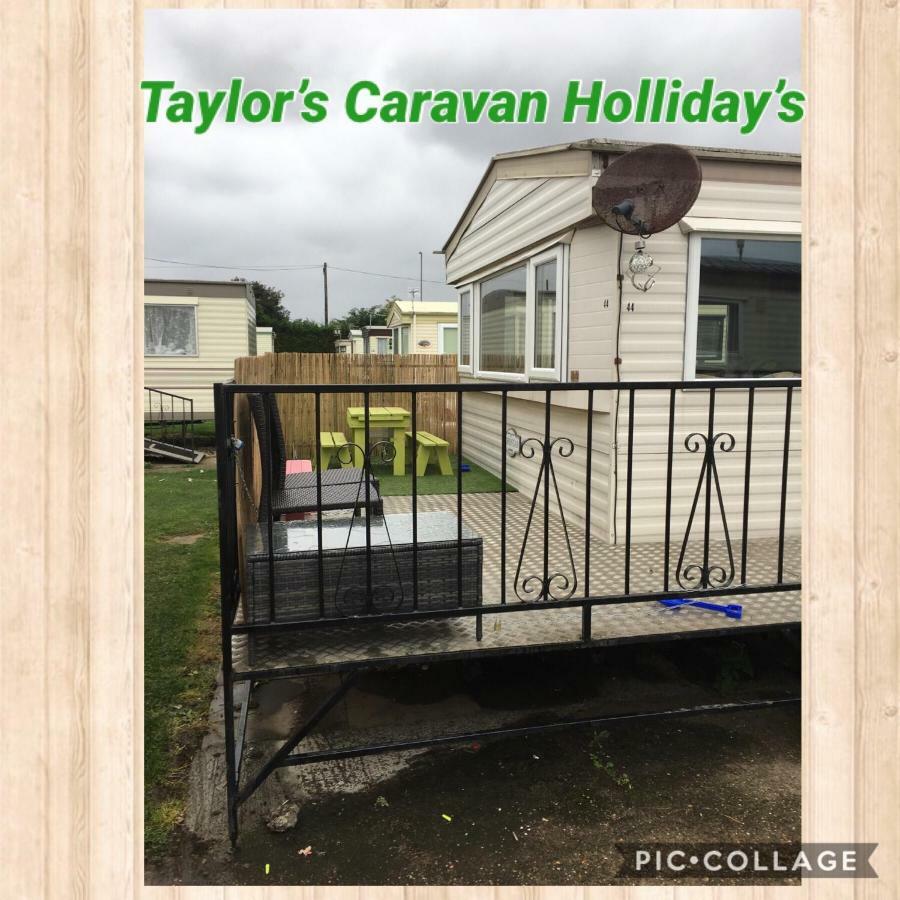 4 Bedroom Caravan Ingoldmells Skegness Экстерьер фото